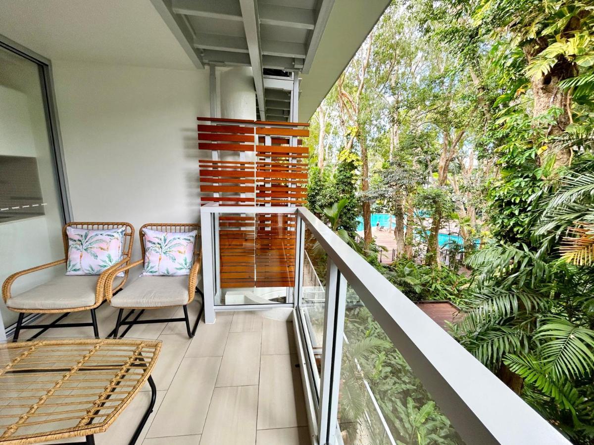 Palm Cove Beachside Apartments - Pool And Garden Views Екстер'єр фото